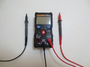 Tester-voltage