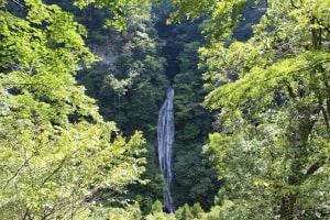 丸神の滝